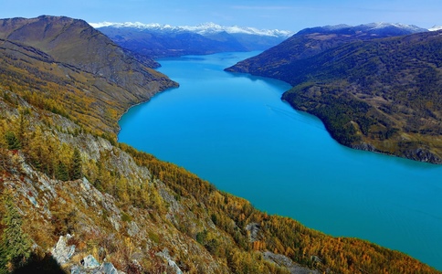 新疆包車旅游報價，新疆包車旅游線路推薦！