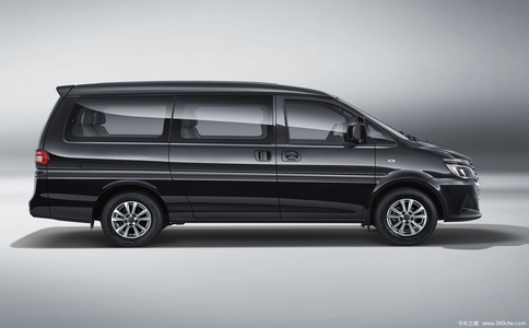 去新疆包車7座車多少錢？2025自由行價(jià)格全解析